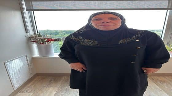 إيلاف محمد.. صوت الجالية العربية في كندا ووجه إنساني مُلهم