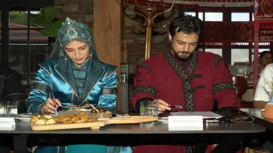  أورهان من كواليس بروفات المؤسس أورهان
