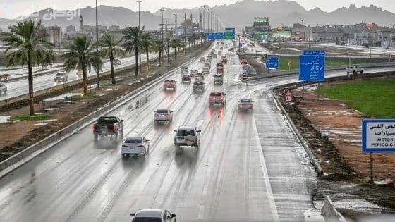  أمطار غزيرة في شوارع المملكة العربية السعودية
