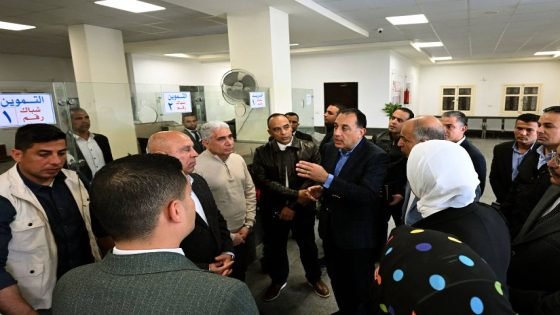 رئيس الوزراء يتفقد المركز التكنولوجي بقرية «تونا الجبل» – القاهرة تايمز