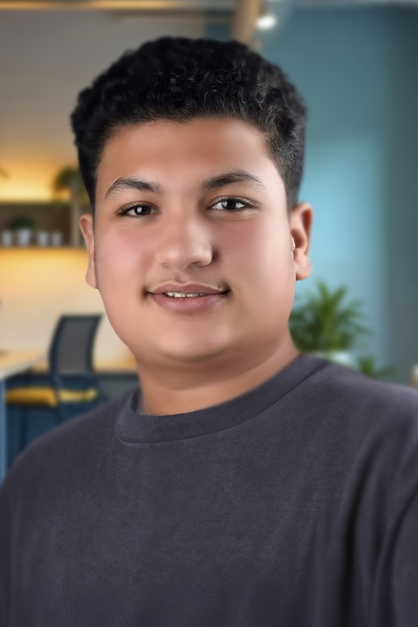 يوسف سكوت مصمم جرافيك