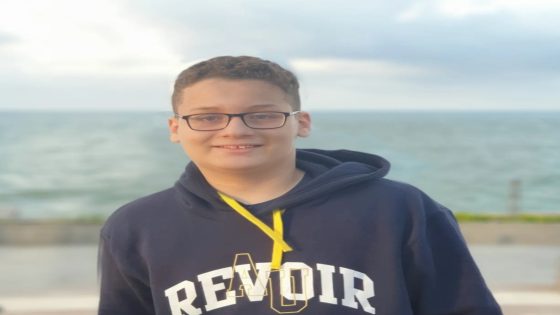 إسلام رزيق.. قصة نجاح شاب يتقن فنون التسويق الرقمي