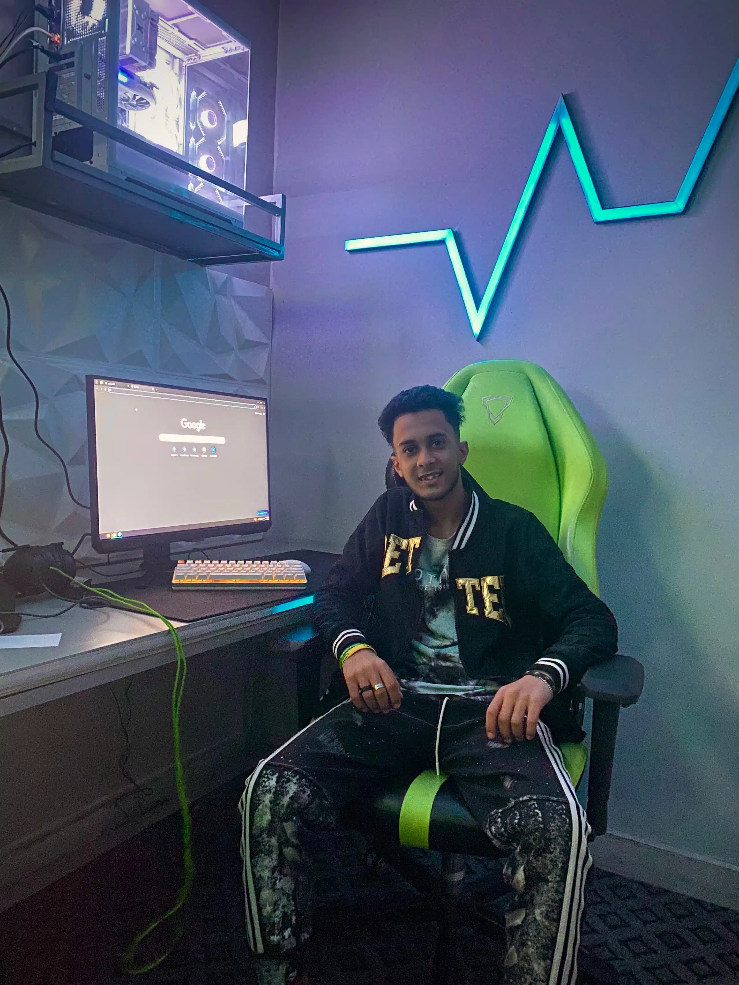 {"remix_data":[],"remix_entry_point":"challenges","source_tags":[],"origin":"unknown","total_draw_time":0,"total_draw_actions":0,"layers_used":0,"brushes_used":0,"photos_added":0,"total_editor_actions":{},"tools_used":{},"is_sticker":false,"edited_since_last_sticker_save":false,"containsFTESticker":false}