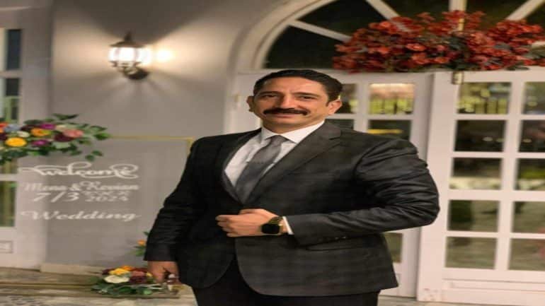 ياسر عباس.. من ملوى إلى قمة المحاماة والعمل النقابي