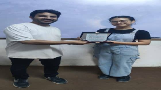 الچنرال محمود احمد محمد يكرم طلاب الاعداديه مشرف .. تفوق يستحق الاحتفاء