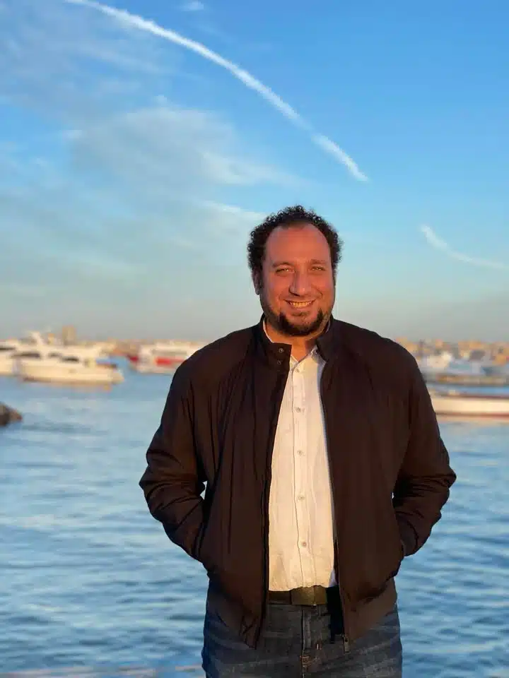 عمرو مصطفى محمد عبدالحميد .. رجل الأعمال السكندري الذي جمع بين شغف الرياضة وفن الإدارة