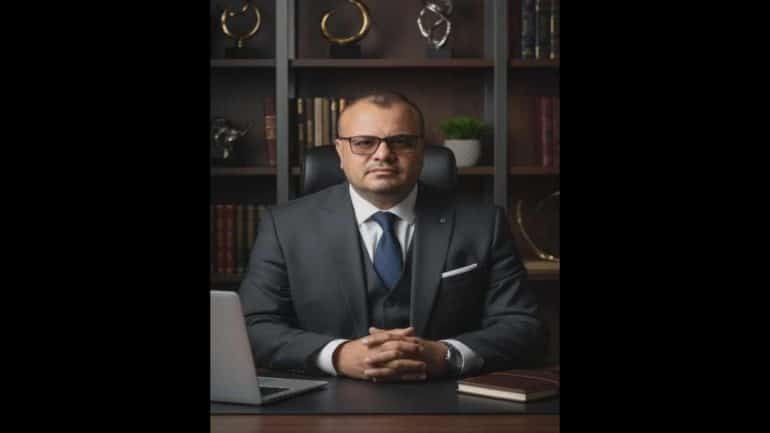 عبد الحميد الجنيدي الخبير والمثمن العقاري رؤية عن الاستثمار العقاري