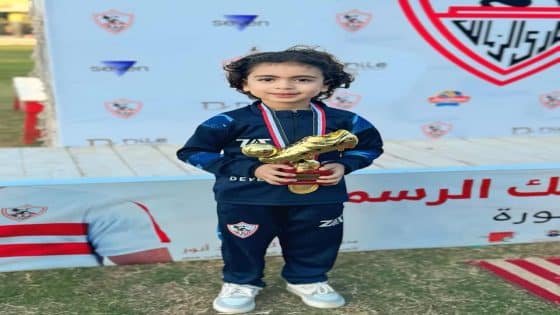 أحمد القرش.. موهبة واعدة من الدقهلية تحلم بالمجد الكروي