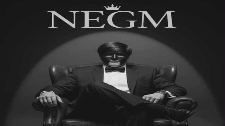 الفنان المقنّع “نجم” يعيد طرح “ما بقتش فارقة” على يوتيوب.. ملحمة حزينة تخترق الوجدان