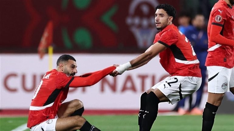 صلاح ومرموش يقلبان الطاولة.. ريمونتادا مصرية “قاتلة” أمام زيمبابوي في افتتاح “الكان”