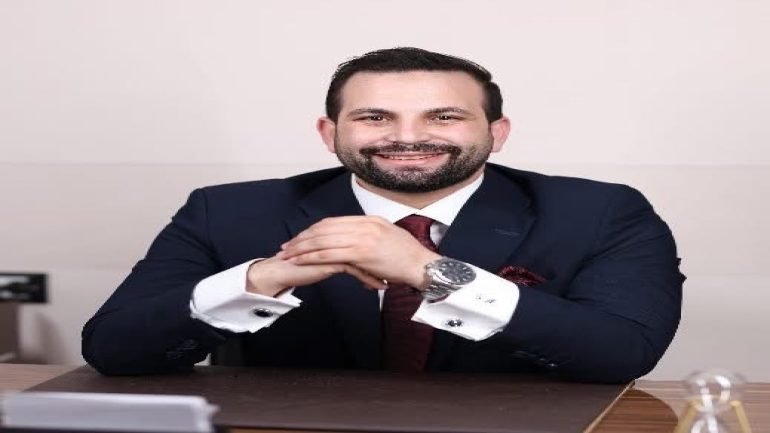 الاء سمير مطشو تهنئ النقيب سعد أحمد عطا بفوزه بمقعد الشباب في انتخابات نقابة المحامين بكفر الشيخ