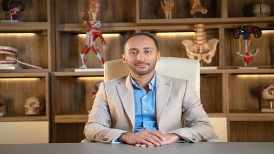 الدكتور عمرو ناجي