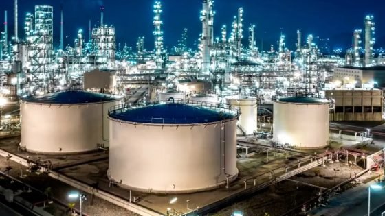  400 مليون برميل على الطريق، دول تفرج عن مخزون النفط لتهدئة الأسعار – القاهرة تايمز