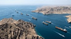  حرب المضيق تتوسع.. أمريكا تعلن تدمير 16 سفينة إيرانية لزرع الألغام – القاهرة تايمز