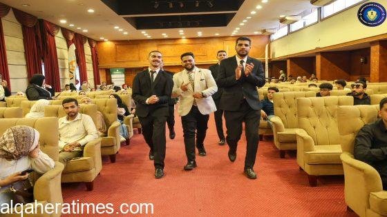 كيرلس رشدي.. شاب مصري يصنع قصص نجاح ويقود الشباب نحو الدخل بالدولار في عالم الأونلاين بزنس