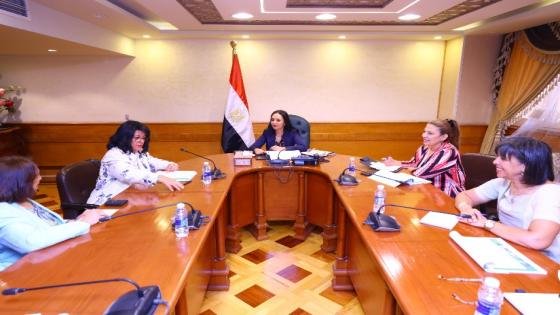 «التضامن» تبحث تعزيز الشراكة بين الصناعات الريفية ودلتا للأعمال المجتمعية – القاهرة تايمز