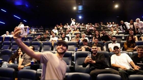 النجم العالمي مينا مسعود يفاجئ الجمهور في سينمات القاهرة للترويج لفيلمه “في عز الضهر” – القاهرة تايمز