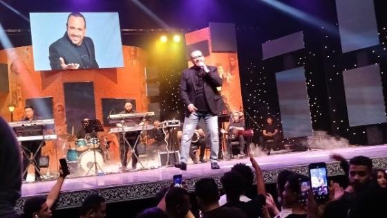 تامر عبدالمنعم يرحب بـ خالد جلال وخالد عبدالجليل وسليم سحاب في حفل هشام عباس – القاهرة تايمز