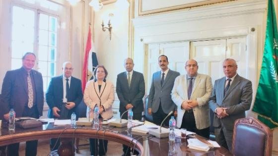 ترقية د. عباس مصطفى عباس لدرجة أستاذ القانون المدني المساعد في قنا – القاهرة تايمز