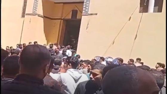 تشييع جثمان الربان مصطفى الميقاتي كبير مرشدين قناة السويس بمسقط رأسه بالبحيرة – القاهرة تايمز