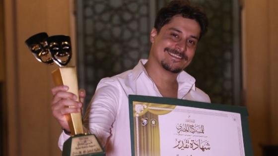 محمد ناصر يحصد جائزة افضل ممثل مسرحي بالمهرجان القومي للمسرح المصري عن عرض “العشاء الأخير” – القاهرة تايمز
