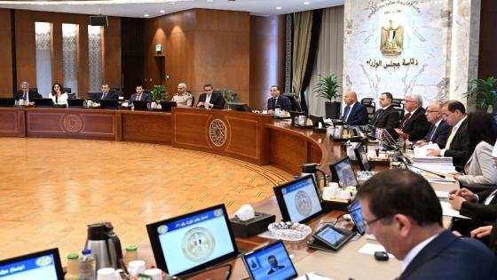 مدبولى يشدد على تنفيذ توجيهات الرئيس السيسي ويدعم قضايا العمل والاستثمار – القاهرة تايمز