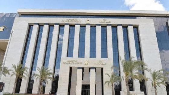 وزير العمل: بدء اختبارات كوادر مصرية للعمل فى صناعة الزجاج بشر – القاهرة تايمز
