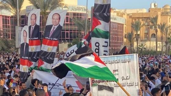 وقفات حاشدة بميدان مصطفى محمود بالجيزة والحصري في أكتوبر لتأييد الرئيس السيسي ورفض تهجـير الفلسـطينيين (صور) – القاهرة تايمز